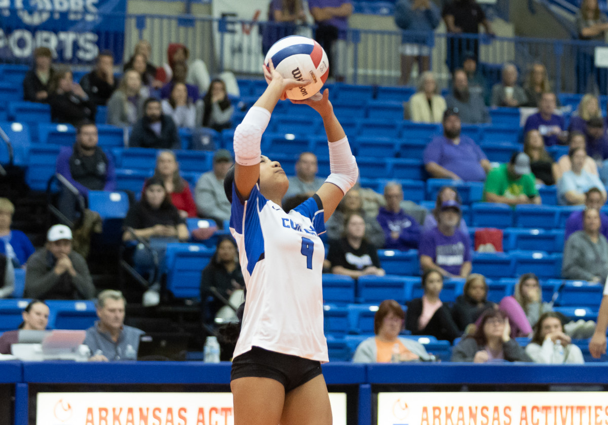 Fayetteville-Conway Volleyball Final__00021